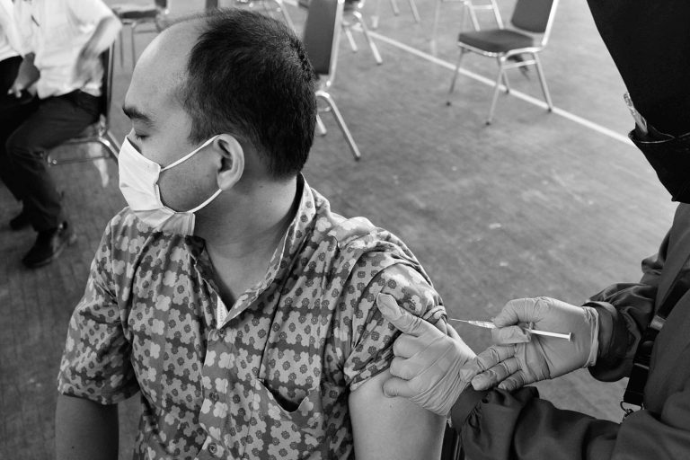Vaksinasi Aceh